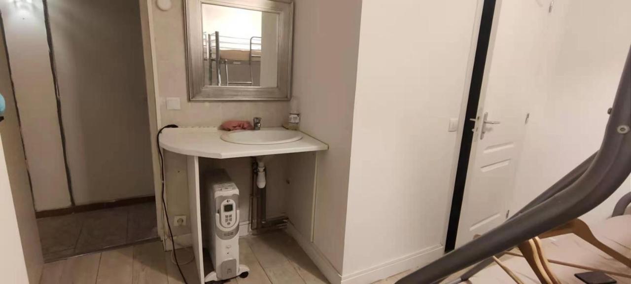 Fleur De Hostel Parijs